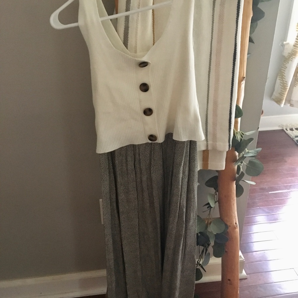 Sera phone maternity dress